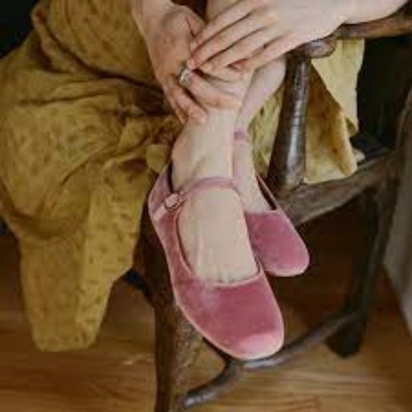 EUC Doen Mary Jane Slipper Pink Size 37.5 - Picture 1 of 3